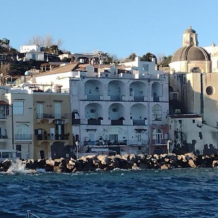 Appartamento Sul Mare Ad Ischia Ponte Exterior photo